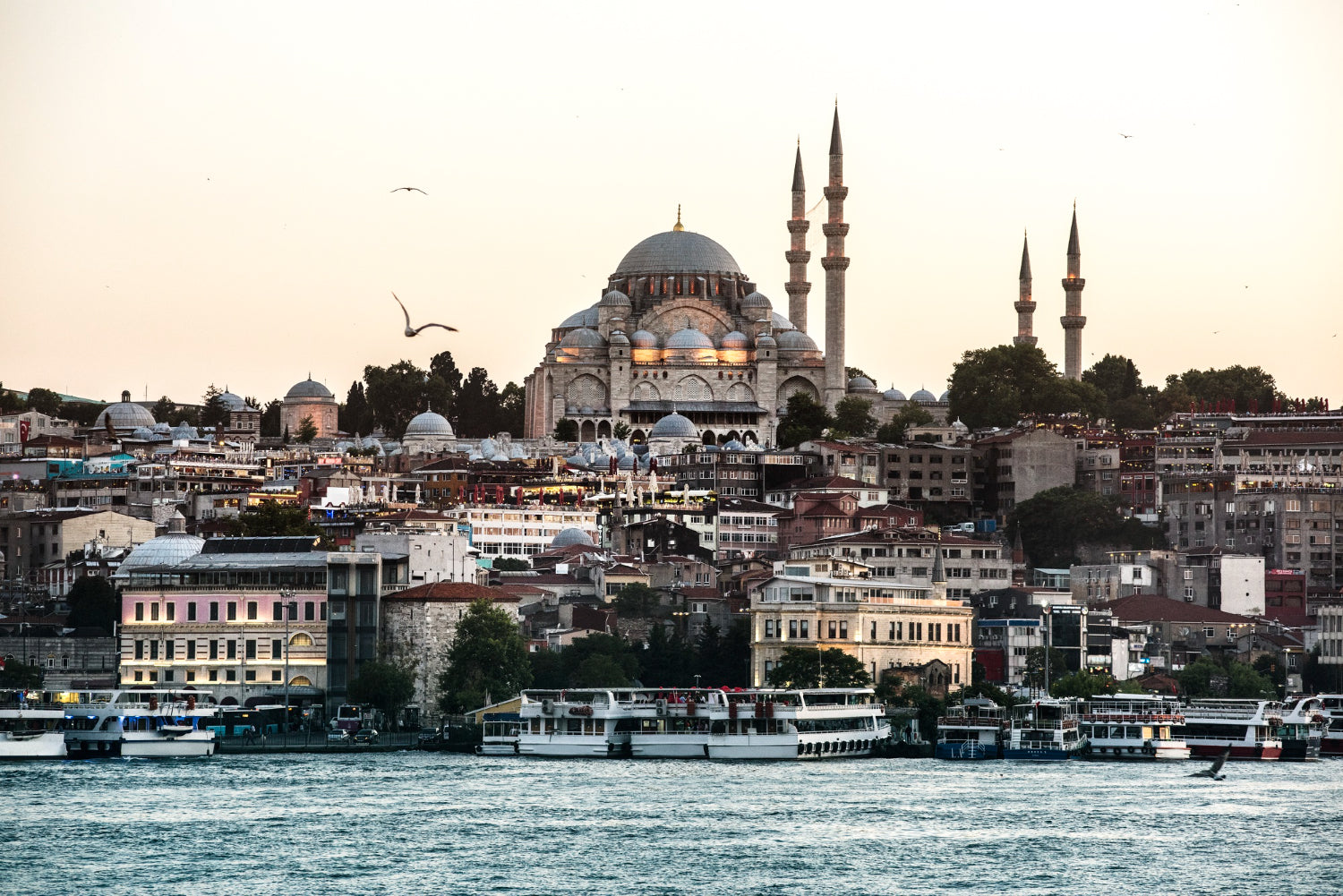 Explore Turkey: A Complete Travel Guide with eSIM Solutions for Hassle-Free Connectivity